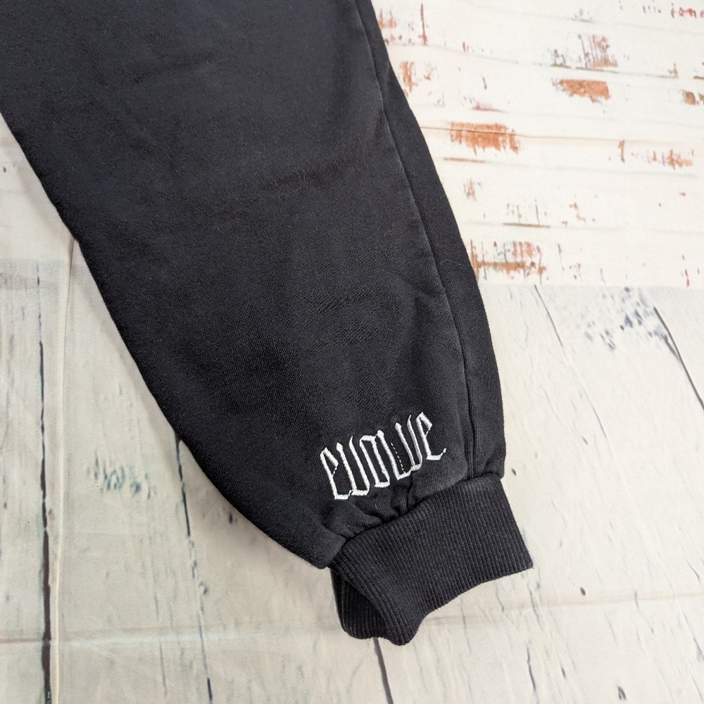 Balance black Joggers - Picture 8 of 8